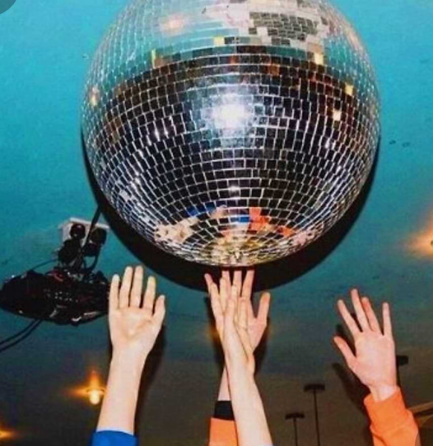 Beach to Bar Moodbourd